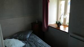 1 chambre, décoration personnalisée, ameublement personnalisé