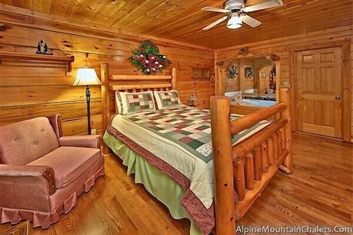 Bear Hugs 1 Bedroom 1 Bathroom Cabin 2019 Room Prices Deals