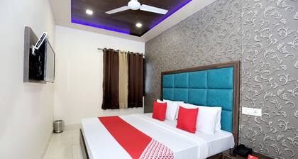 OYO 12354 Hotel Sangreela
