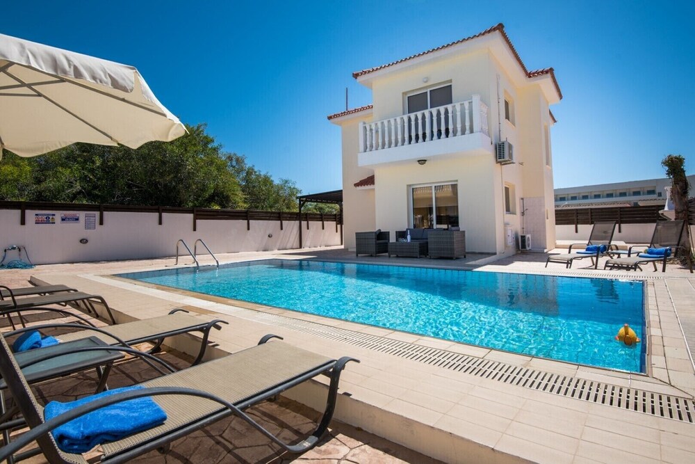 Villa Nissi Crystal Four Bed With Pool Ayia Napa Nissi