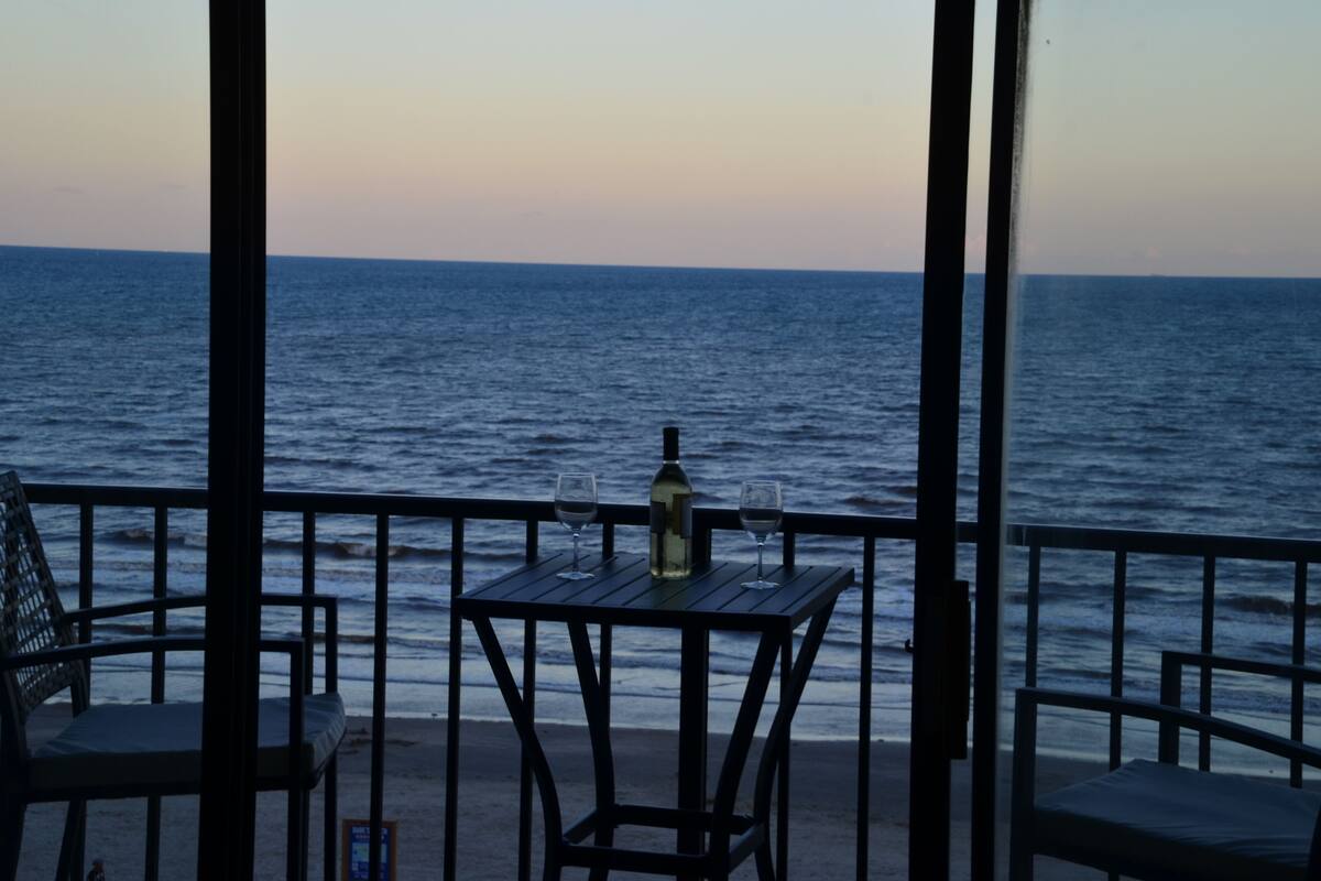 Beachfront Condo Infinity Ocean View In Galveston Tx Expedia Beachfront Condo Infinity Ocean View In Galveston Tx Expedia