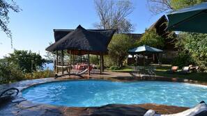 Outdoor pool, pool loungers