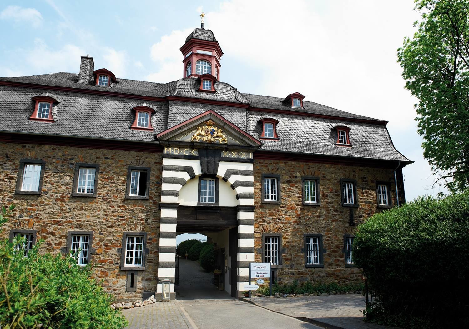 Schloss Burgbrohl Burgbrohl 2020 Updated Prices Expedia