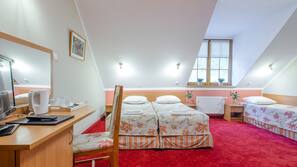 In-room safe, desk, iron/ironing board, free WiFi