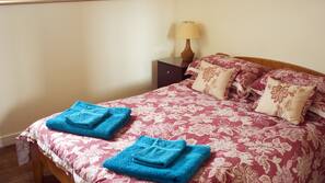 1 chambre, décoration personnalisée, ameublement personnalisé