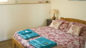 1 chambre, décoration personnalisée, ameublement personnalisé