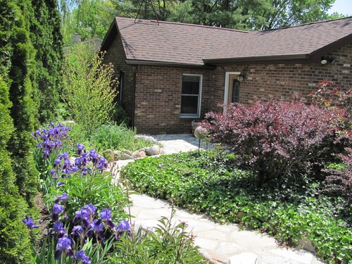 Best Benton Harbor Cottages For 2020 Find Cheap 125 Cottage