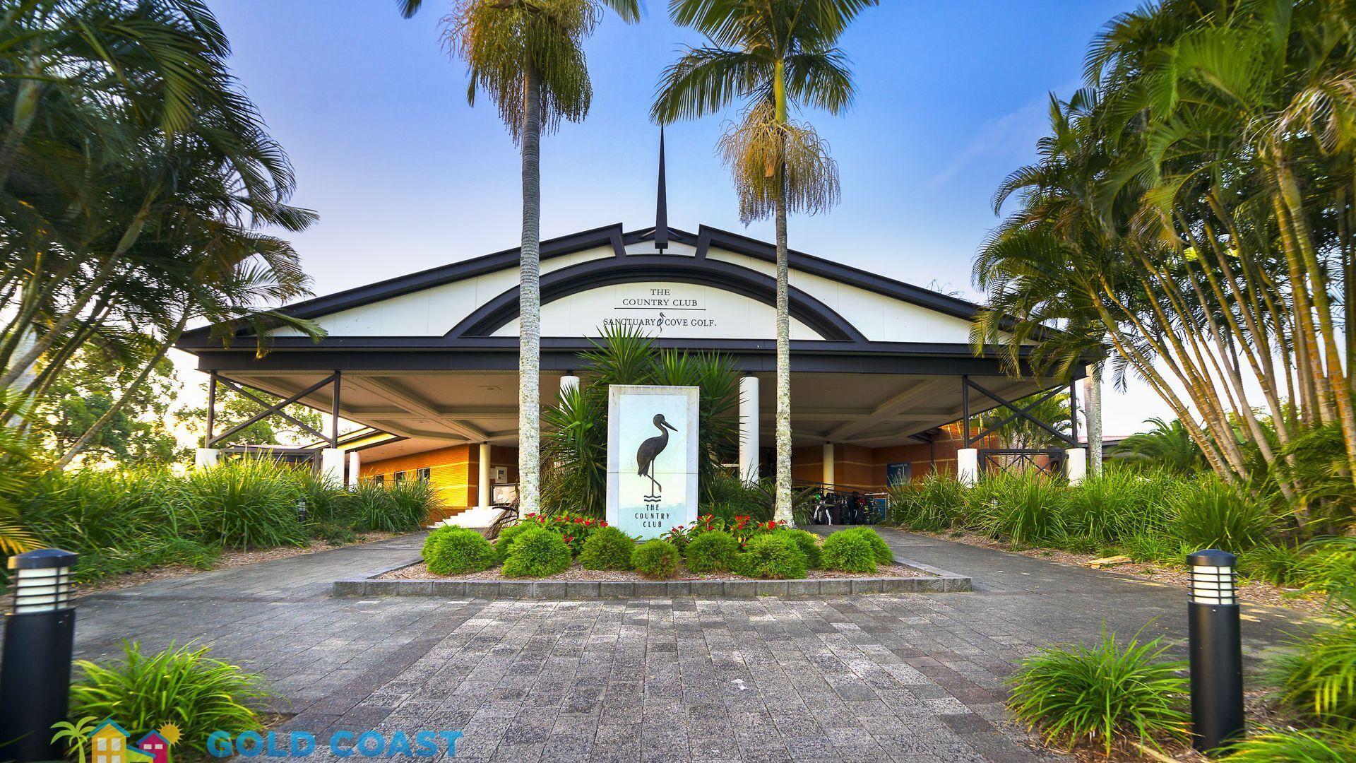 DAYDREAM ON THE GREENS - BBQ WITH THE KANGAROOS!