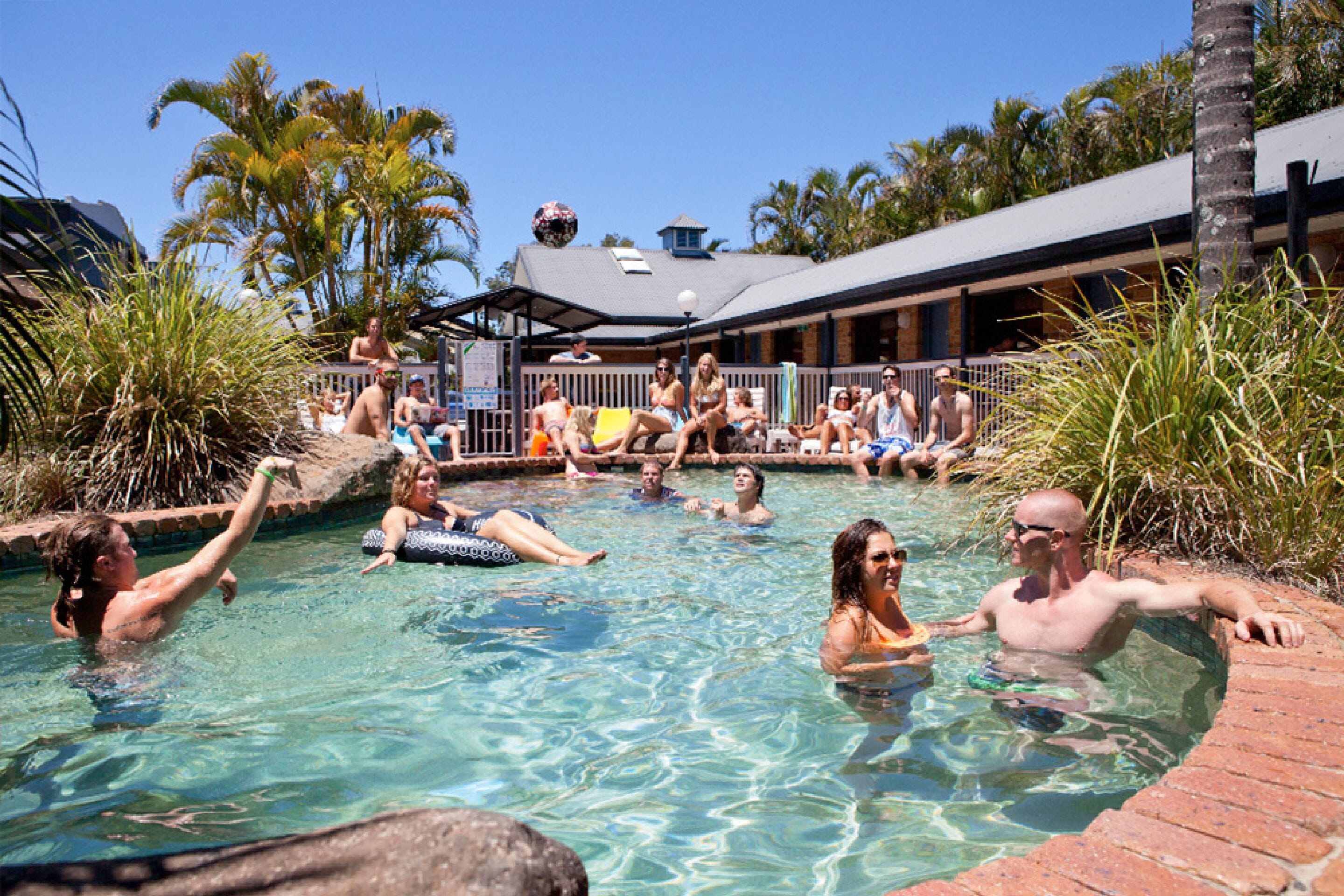 Backpackers Holiday Village