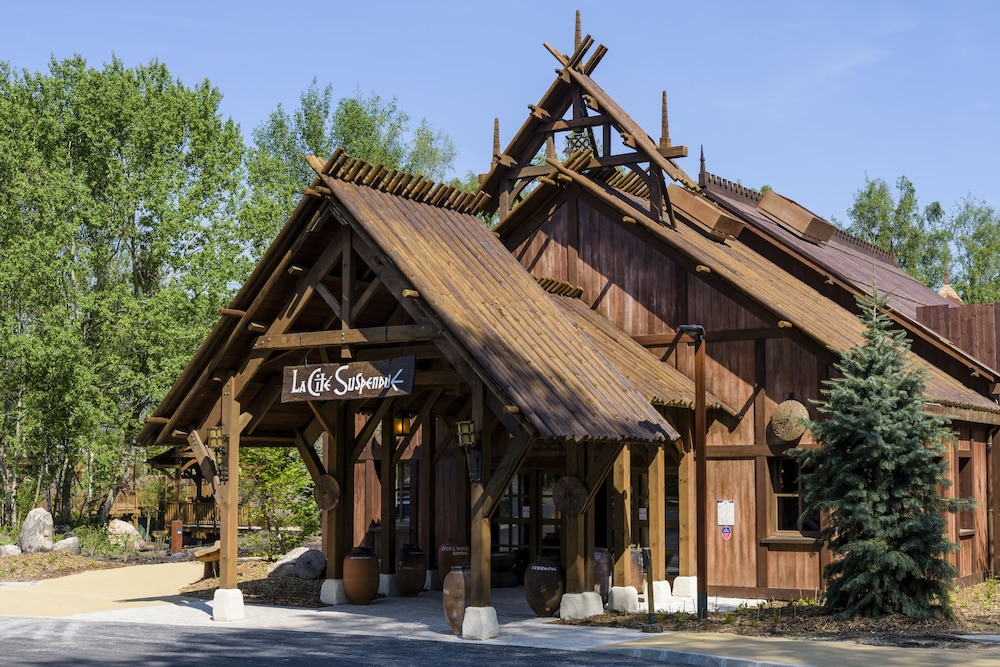 La Cite suspendue (Plailly, France) | Expedia.fr