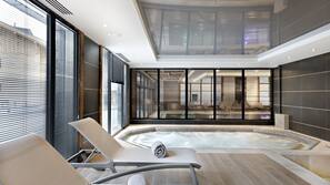 Indoor spa bath