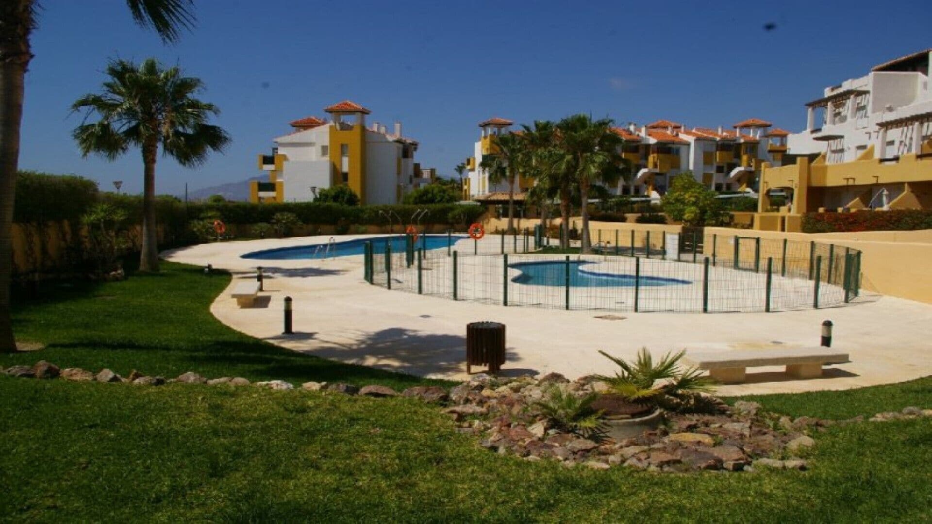 2 bedroom, 2 bathroom apartment in a small complex with 2 pools & playground in Vera, Spain