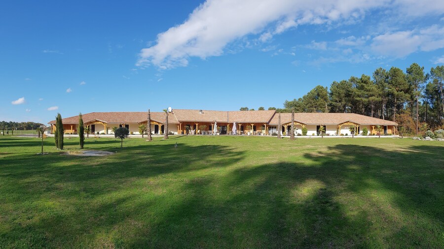 L'Hôtel du Lac