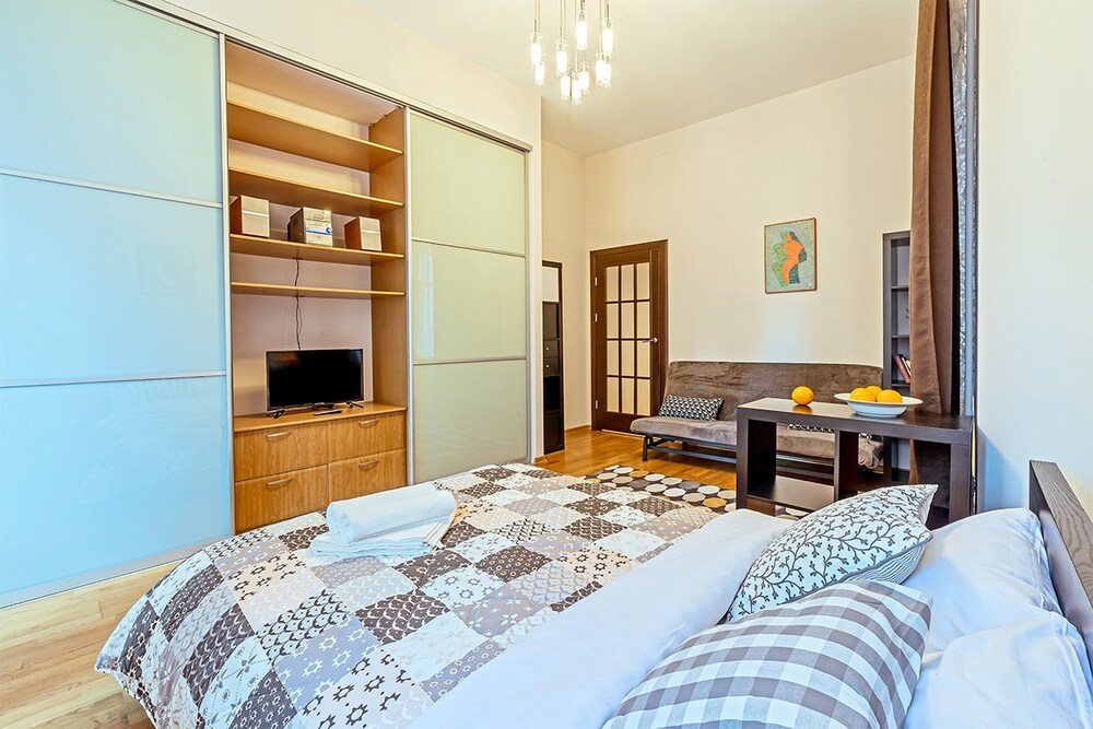 Welcome Home Apartments Grodnensky 12 In St Petersburg Hotel Welcome Home Apartments Grodnensky 12 3 5 Out Of 0 Exterior Featured Image Guestroom