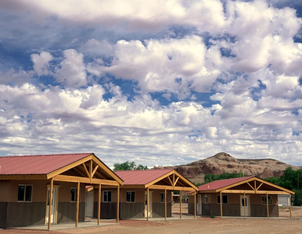 Bluff Gardens Cabins In Bluff Cheap Hotel Deals Rates Hotel