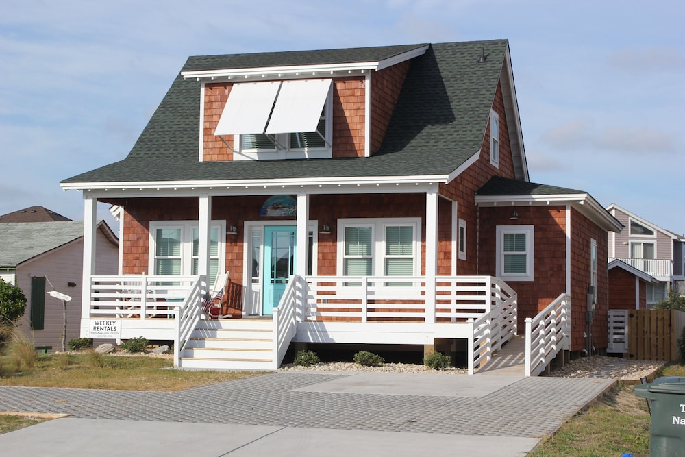 Classic Nags Head Style Cottage All New In 2015 In Nags Head