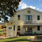 10 Best Hotels Closest To Kutztown University Of Pennsylvania In Lakeside Carriage House At The Leaser Lake Bed And Breakfast