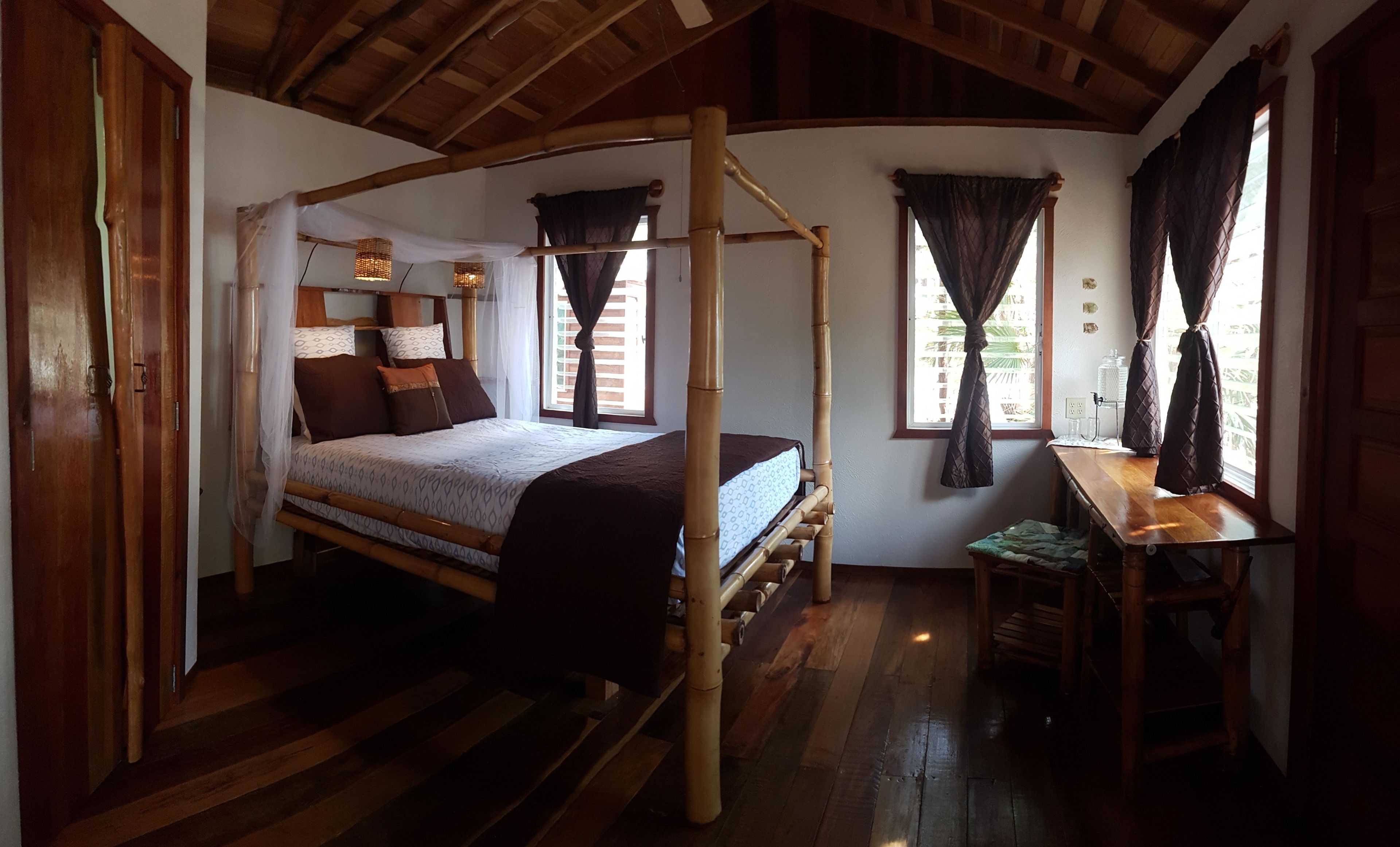 Leaning Palm Resort in Gales Point, Belize