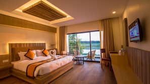 Egyptian cotton sheets, premium bedding, minibar, in-room safe