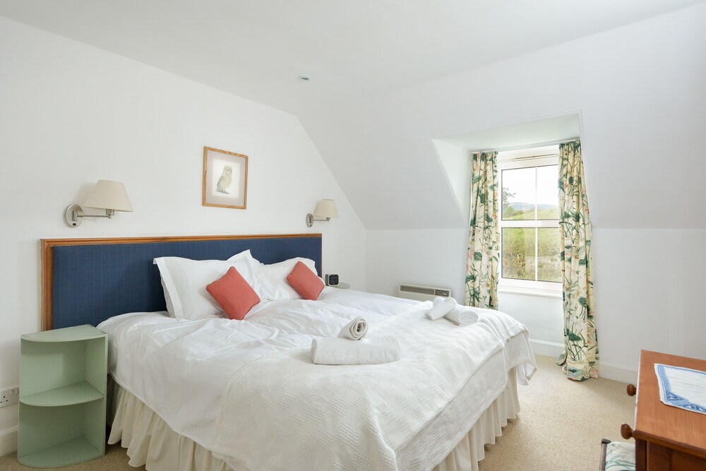 Cardross Estate Holiday Cottages Stirling Gbr Best Price
