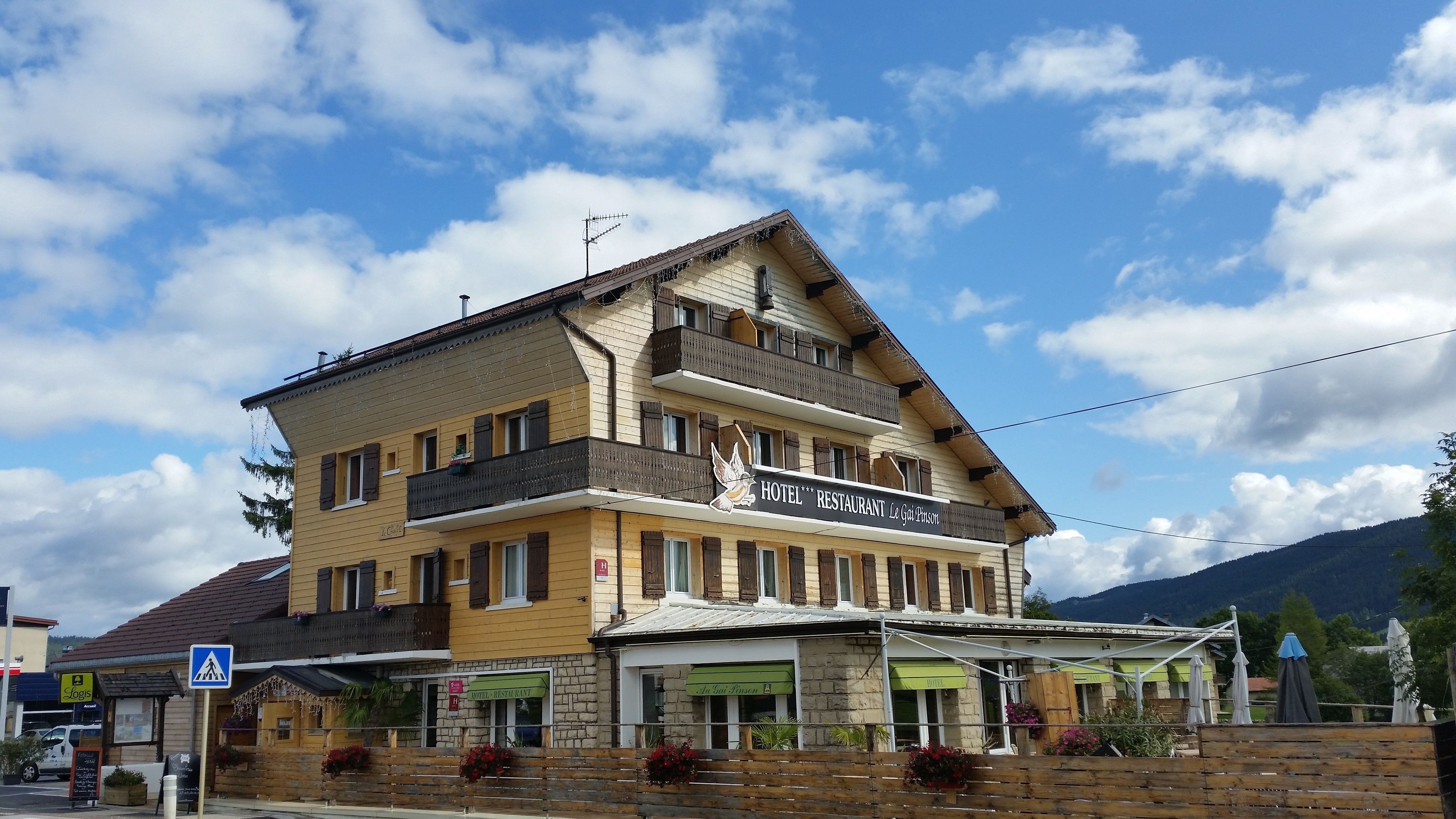 Logis Hôtel Le Gai Pinson in Les Rousses in Les Rousses, France