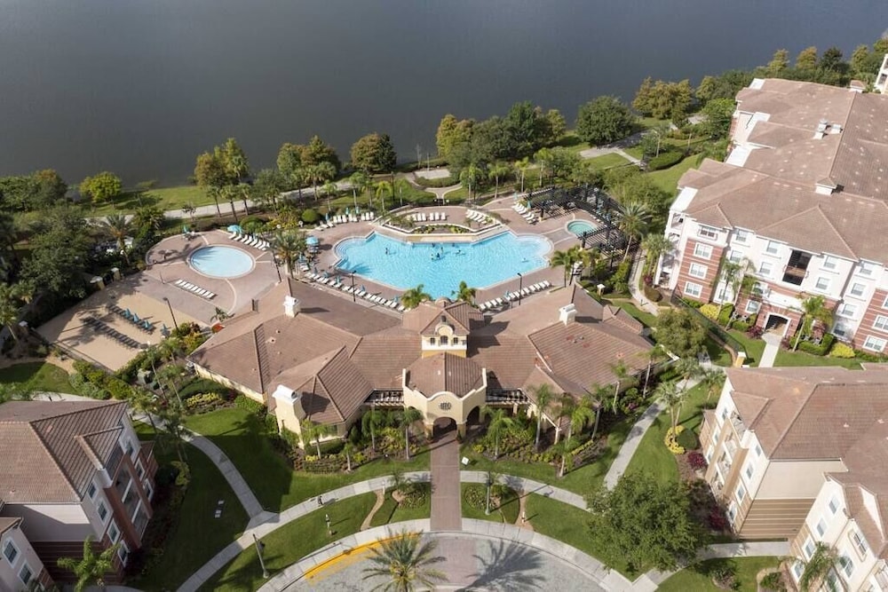 Amazing  Vista Cay 3 beds/2 bath, Close to Intl Drive , Conv. Center & Sea World