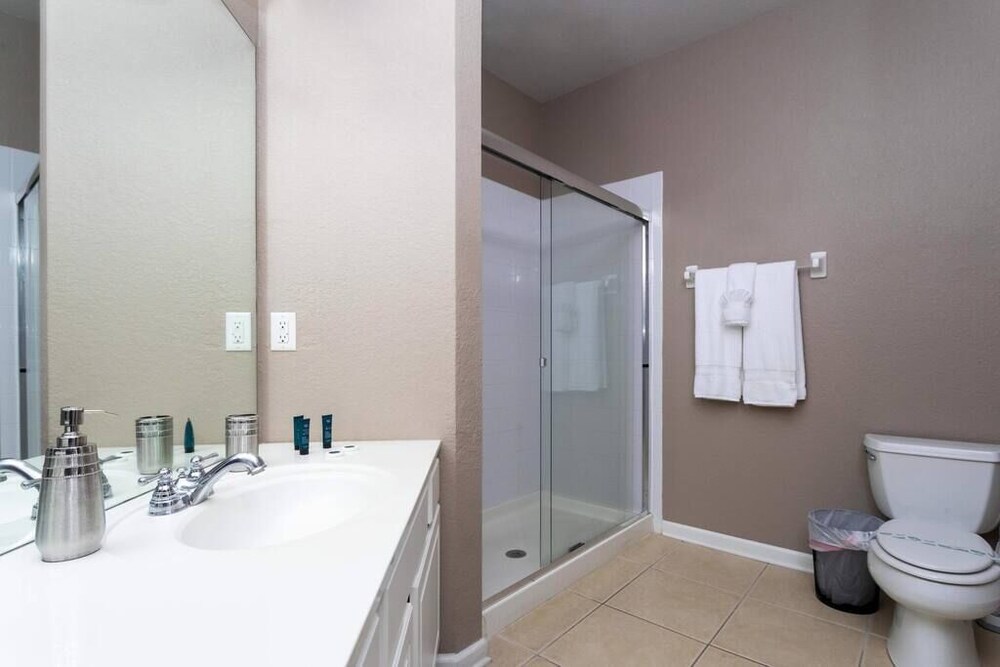 Amazing Vista Cay 3 beds/2 bath, Close to Intl Drive , Conv. Center & Sea World