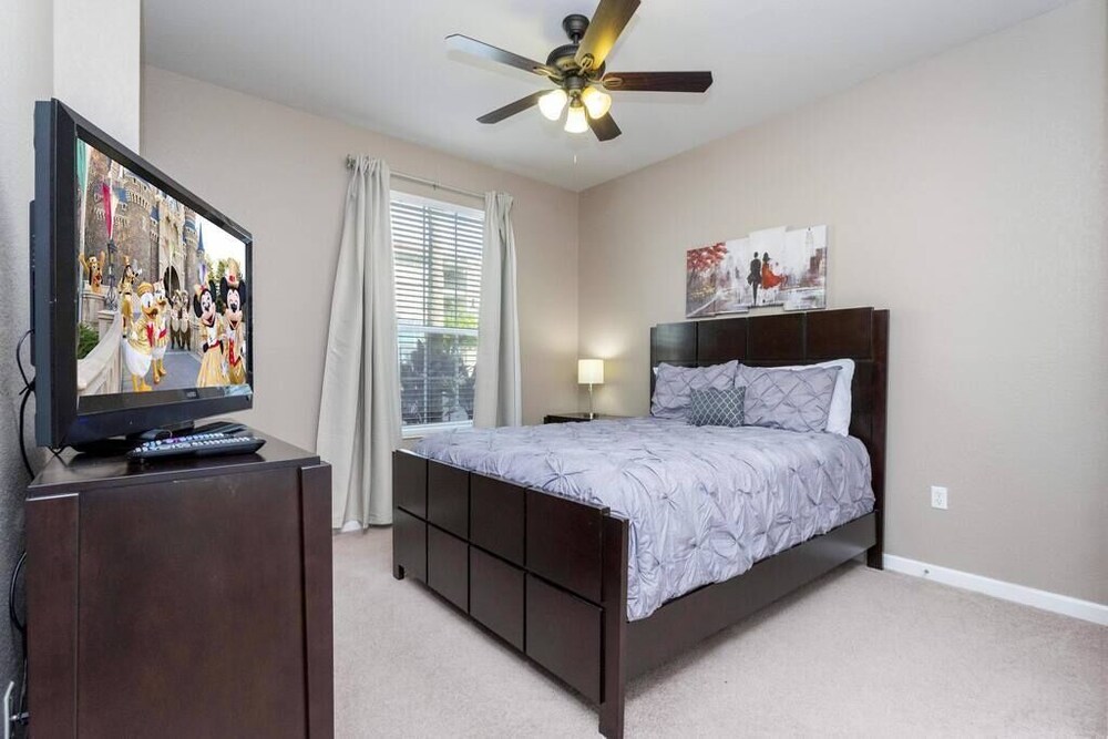 Amazing Vista Cay 3 beds/2 bath, Close to Intl Drive , Conv. Center & Sea World