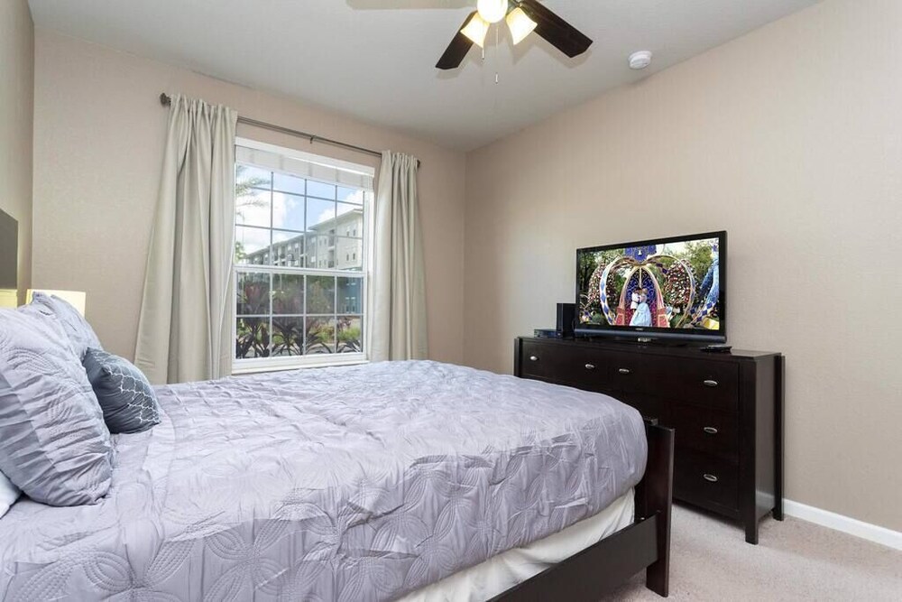 Amazing Vista Cay 3 beds/2 bath, Close to Intl Drive , Conv. Center & Sea World