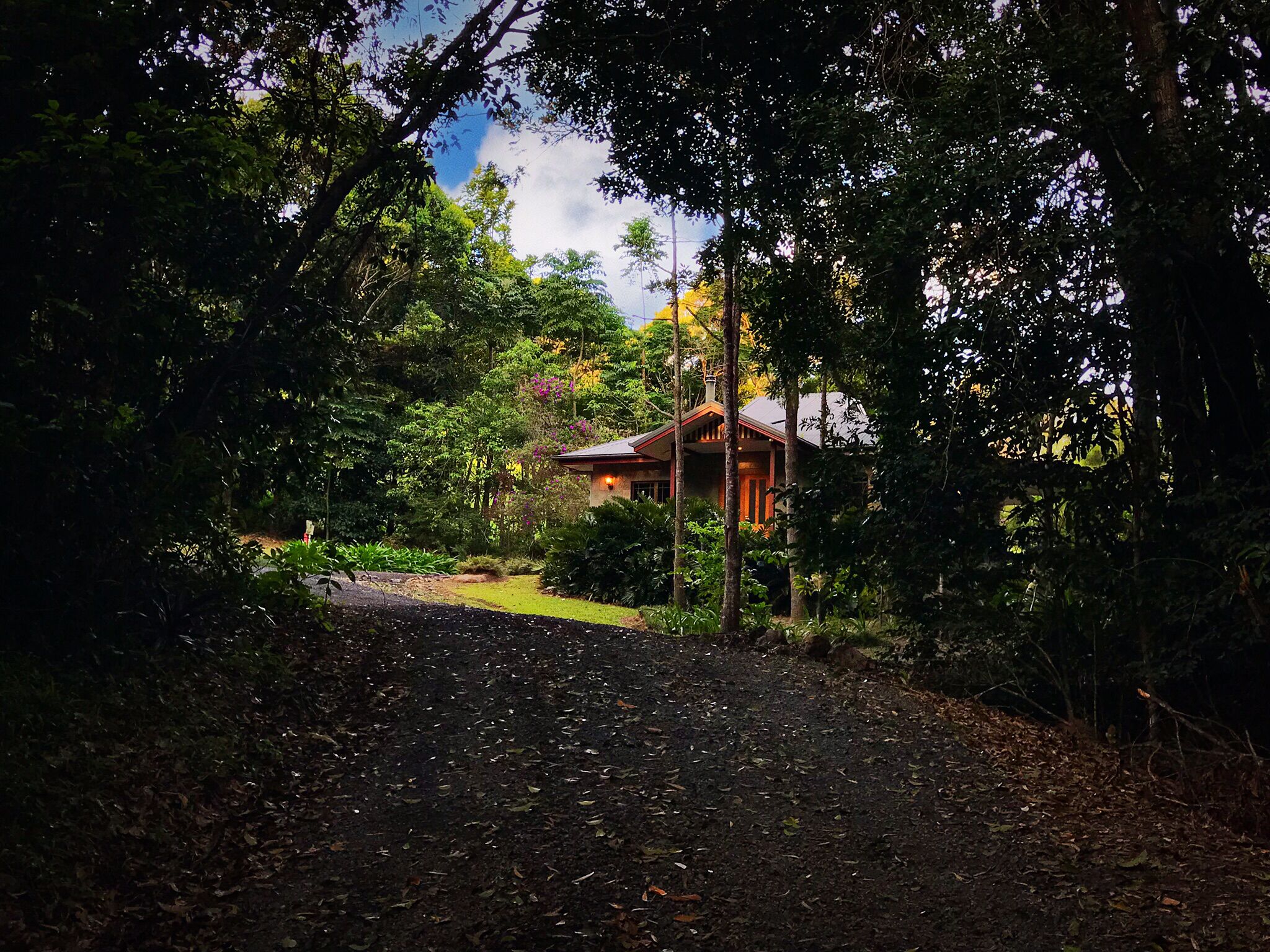 Cairns Tablelands - Luxury Riverside House