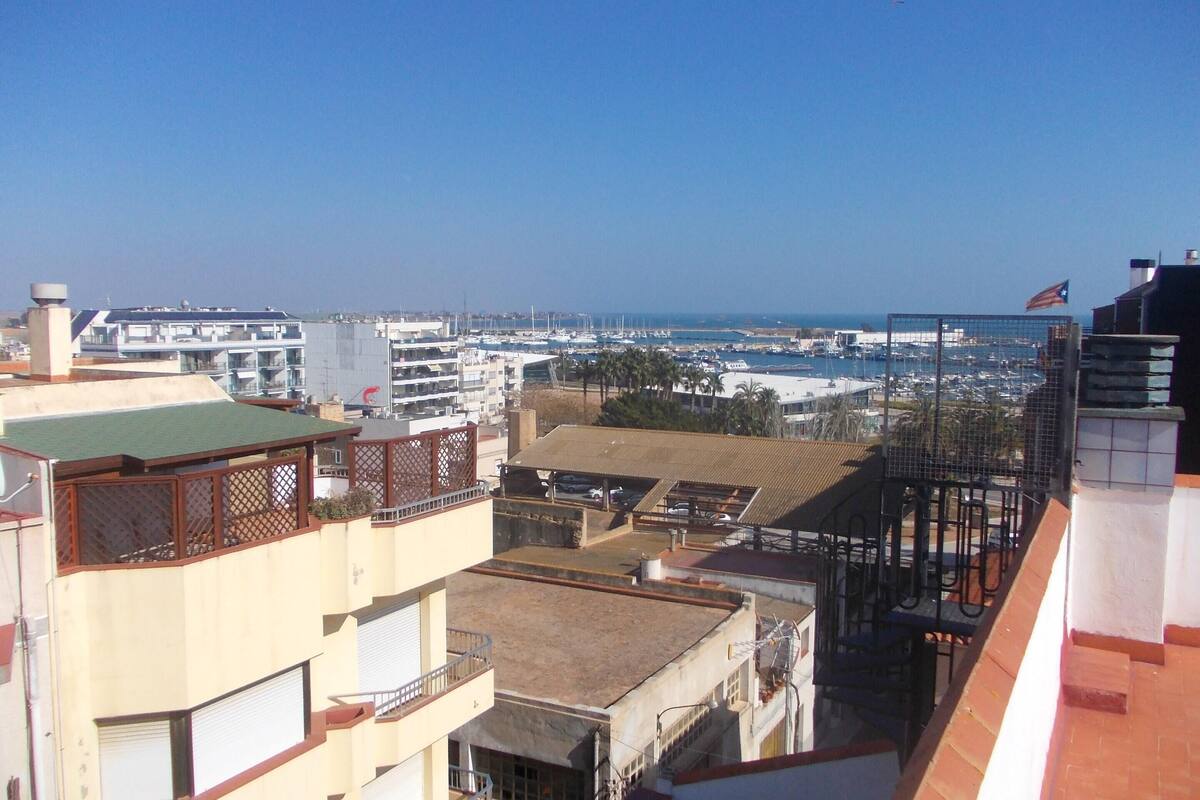 Apartment With 3 Bedrooms In Sant Carles De La Rapita With Wonderful Sea View Furnished Terrace And Wifi 0 M From The Beach In Sant Carles De La Rapita Expedia