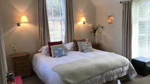 Egyptian cotton sheets, iron/ironing board, free WiFi