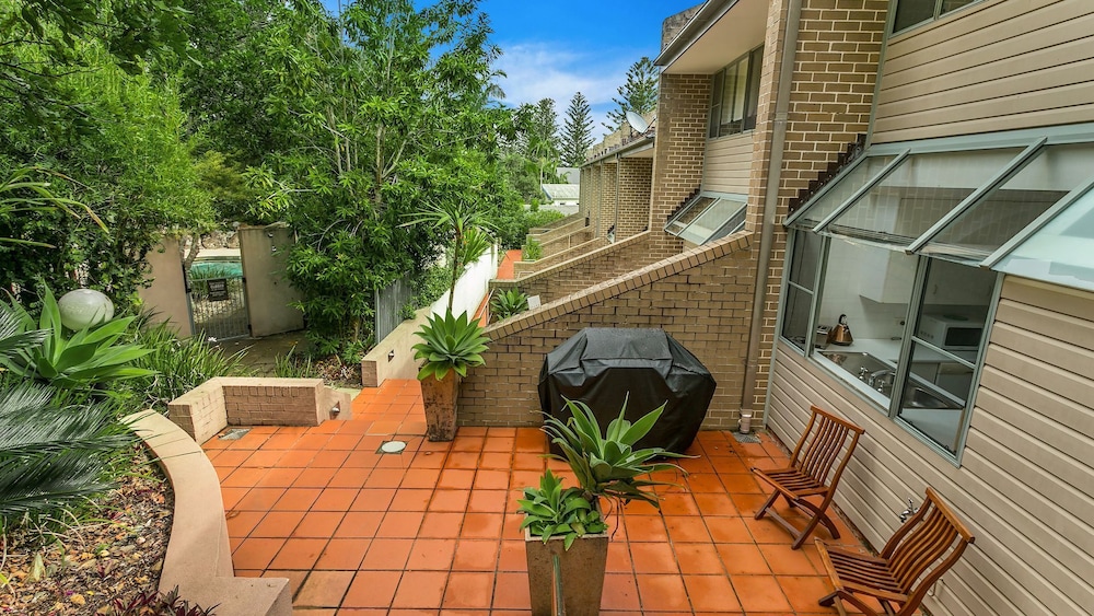 A Perfect Stay # 7 James Cook Apartments - Opposite Clarkes Beach