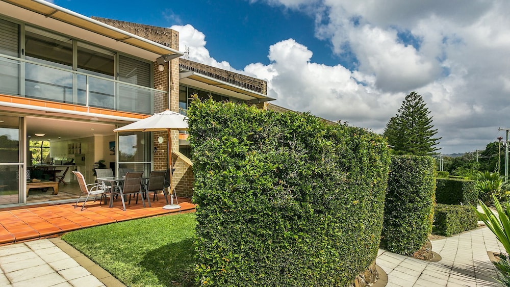 A Perfect Stay # 7 James Cook Apartments - Opposite Clarkes Beach