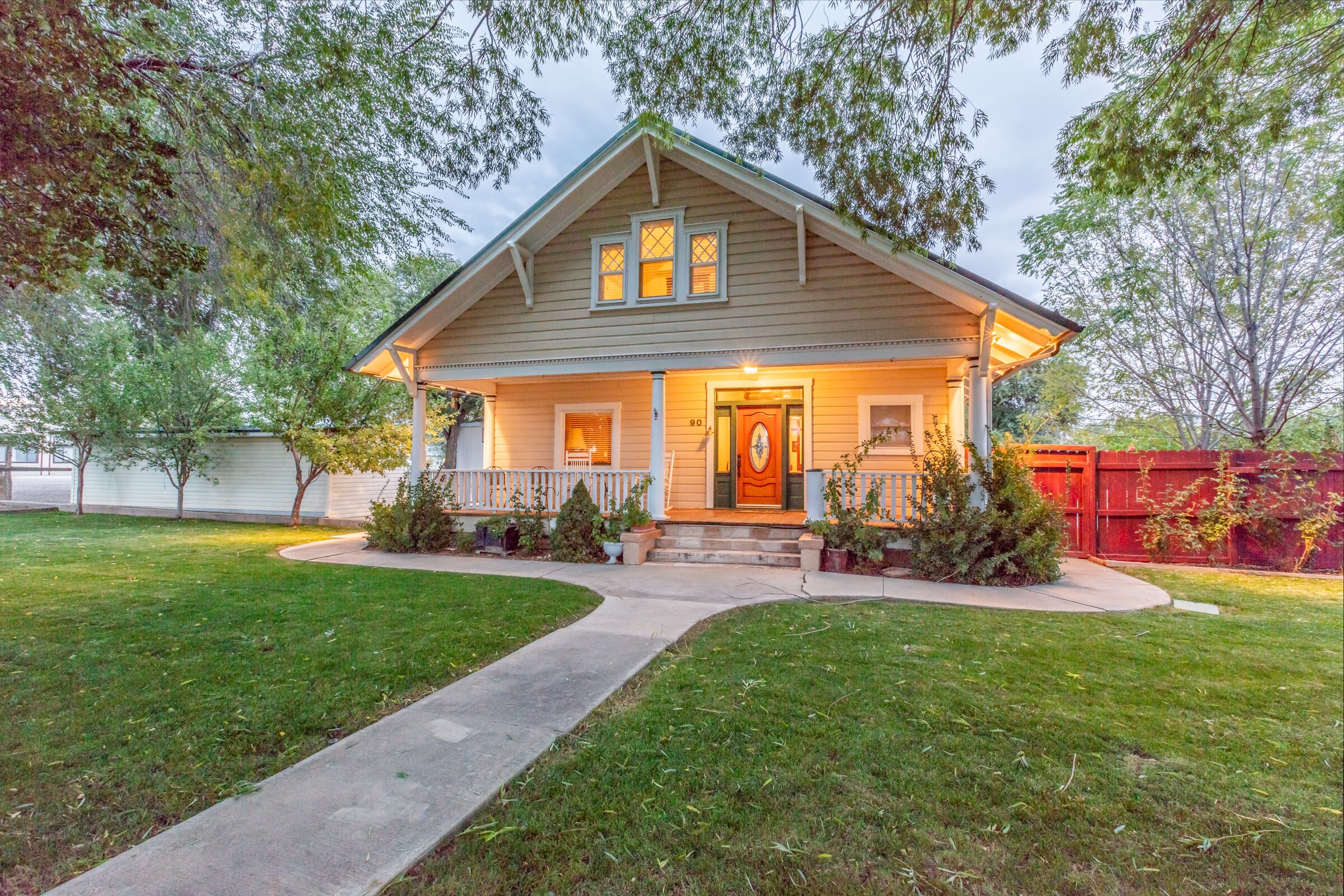 Grand Canyon North Rim + Zion, Bryce, Grand Staircase, The Wave, & Lake