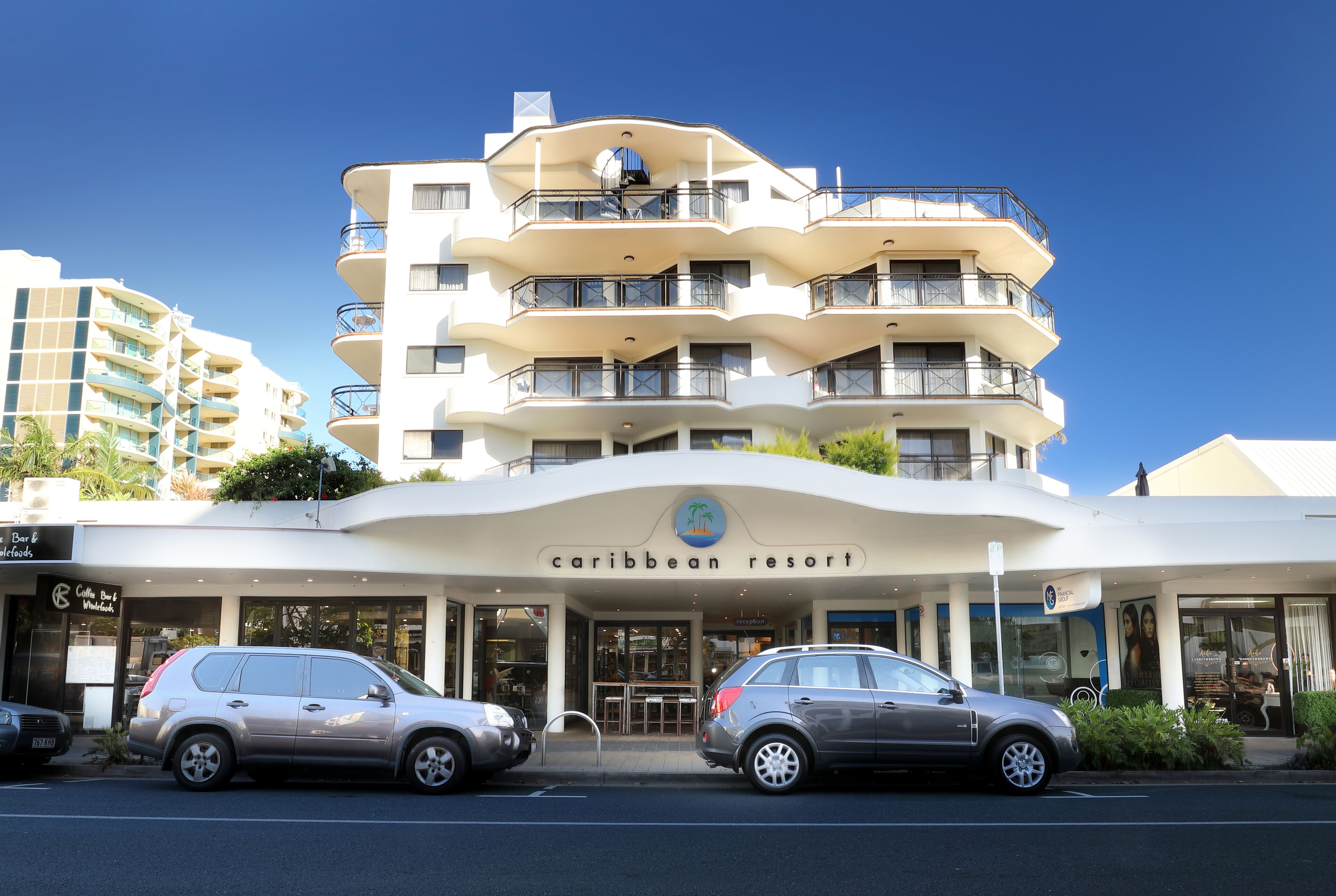 Renovated 2 Bedroom Apartment 2Blocks from Beach - Caribbean Resort Mooloolaba