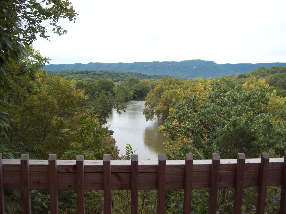 Authentic Mountain Log Cabin is located on a cliff Side Above The Shenandoah River