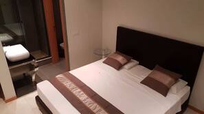 1 chambre, minibar, fer et planche à repasser, Wi-Fi gratuit