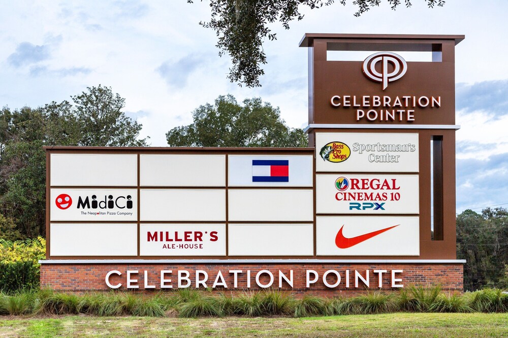 Hotel Indigo Gainesville-Celebration Pointe, an IHG Hotel in
