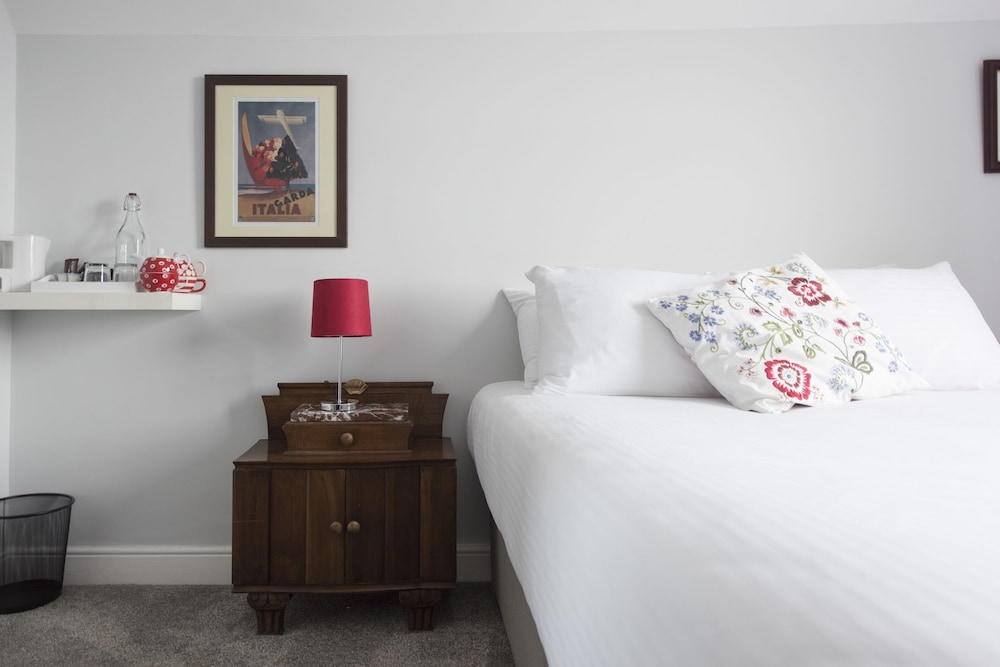 Holbein House B&B Deals & Reviews (Penzance, GBR) Wotif