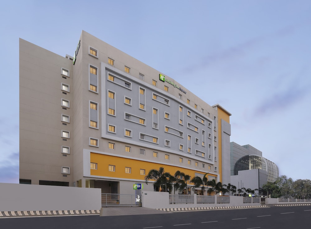 Holiday Inn Express Chennai Omr Thoraipakkam In Chennai