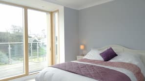 3 bedrooms, individually decorated, individually furnished, free WiFi