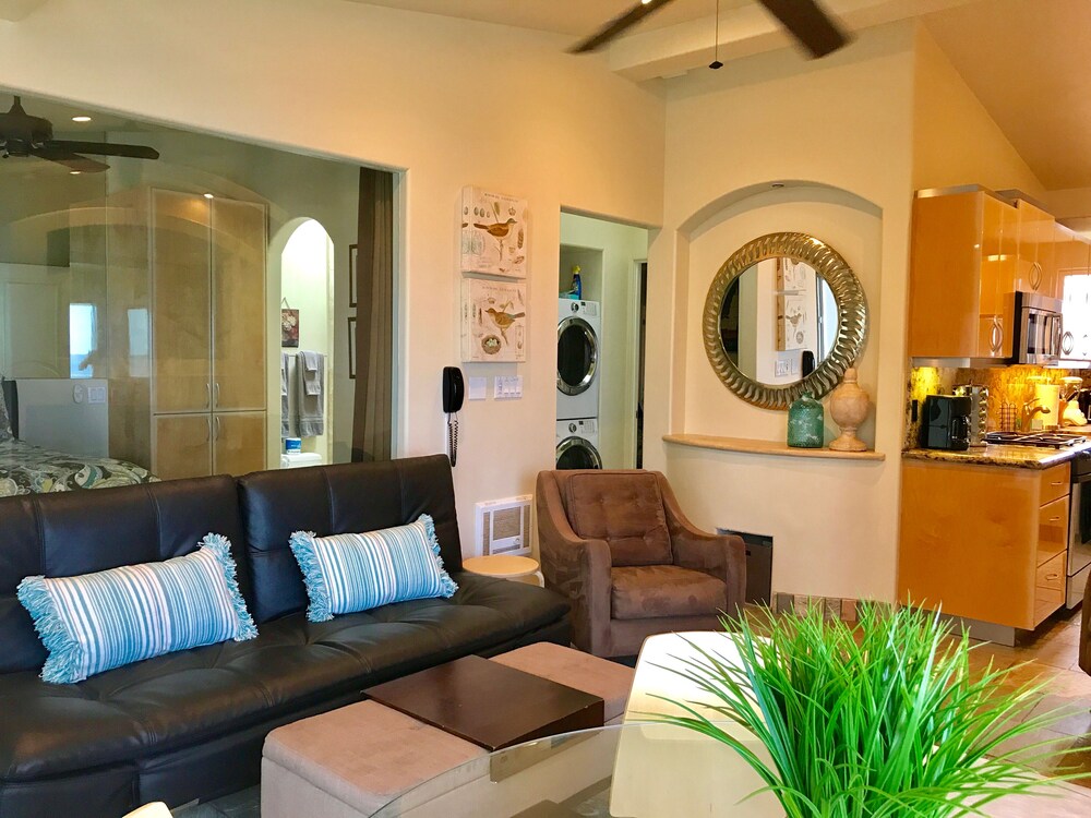 Ocean Front Surf Rider Condo In Mission Beach On The Boardwalk Featured Image