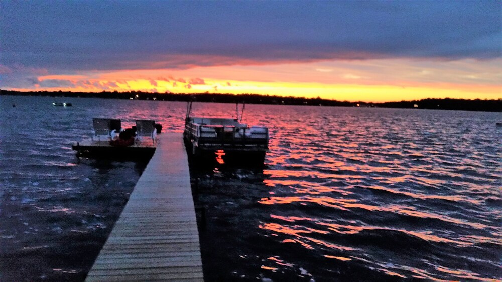 "Memories Are Made Here" Klinger Lake Lakefront With Beautiful