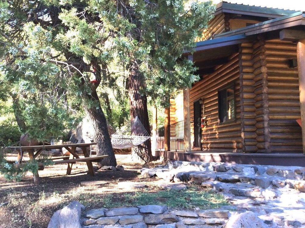 Charming Sedona Log Cabin With Stunning Views, Close to ...