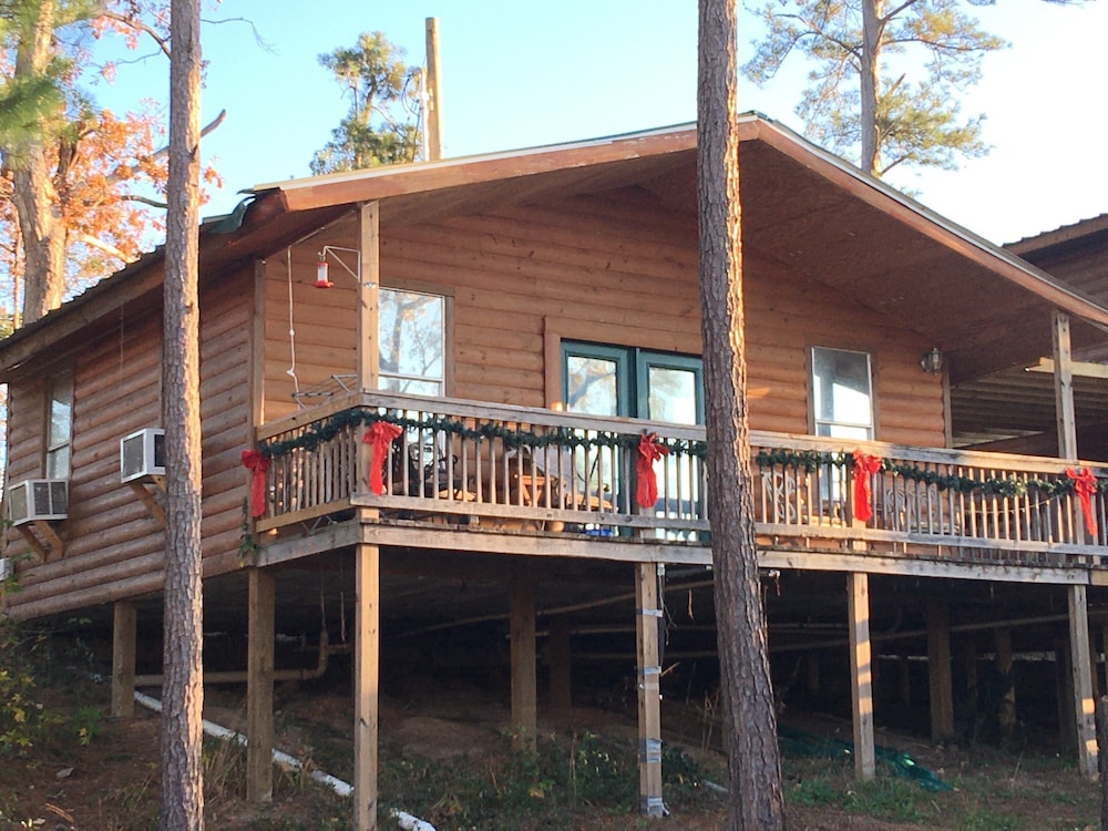 Stairs to Waterfront, Cabin 3, Lake Livingston, Onalaska. Texas in