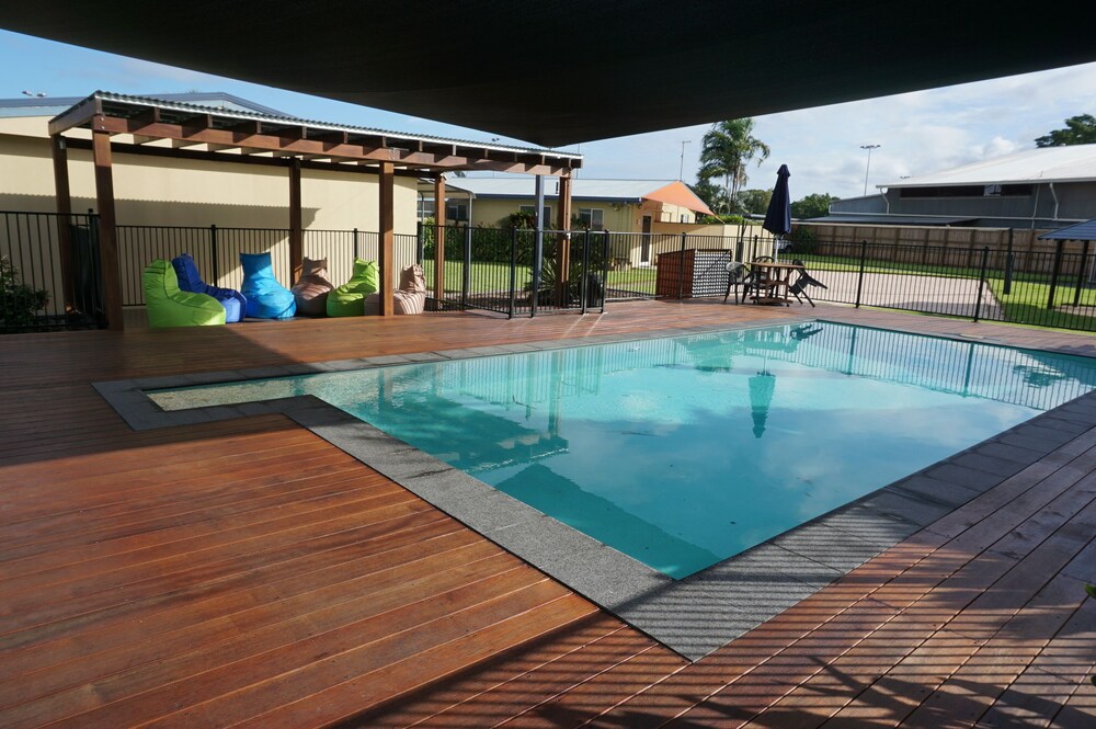 YAL Cairns - A Motel that makes a difference