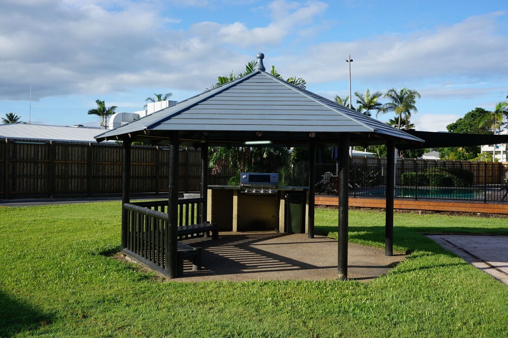 YAL Cairns - A Motel that makes a difference