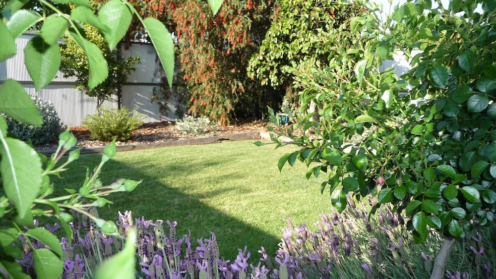 Central Shepparton Apartment