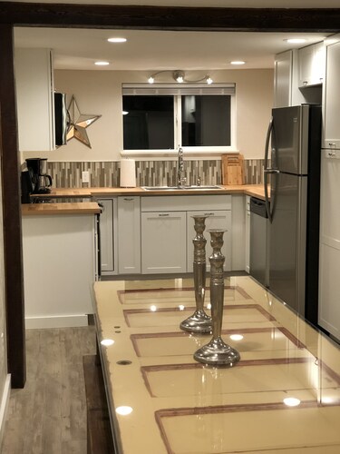 Remodeled Cabin 7 Miles To Glacier National Park In Whitefish